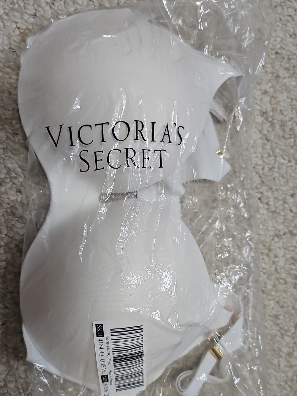 NWT - Victoria's Secret Incredible Bra